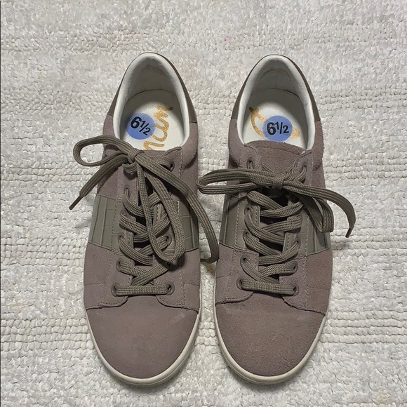 SAM EDELMAN Taupe Marquette Lace Up Casual Sneaker - Picture 1 of 6